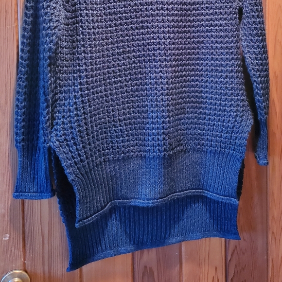 Amanda Green chunky cozy turtleneck navy indigo asymmetrical hem knit sweater - Picture 7 of 8